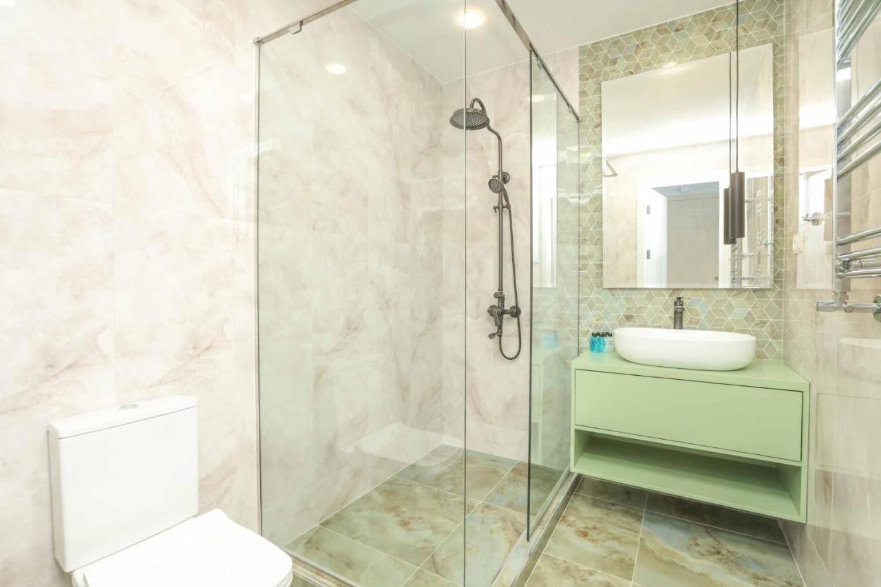 Stay Inn Apartments On Amiryan 26/4 Ереван Экстерьер фото